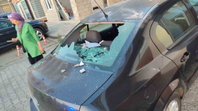 Giresun’un Eynesil ilçesinde, bir apartman dairesinin beşinci katındaki bir balkondan
