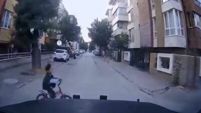 Eskişehir’de bir aracın önüne ansızın çıkan bisiklet sürücüsü, sürücünün çabuk
