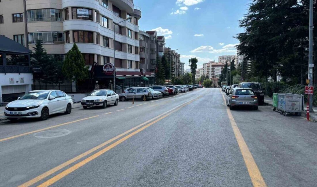 Ankara’da bir sürücünün aracının kontrolünü kaybetmesi sonucu meydana gelen trafik