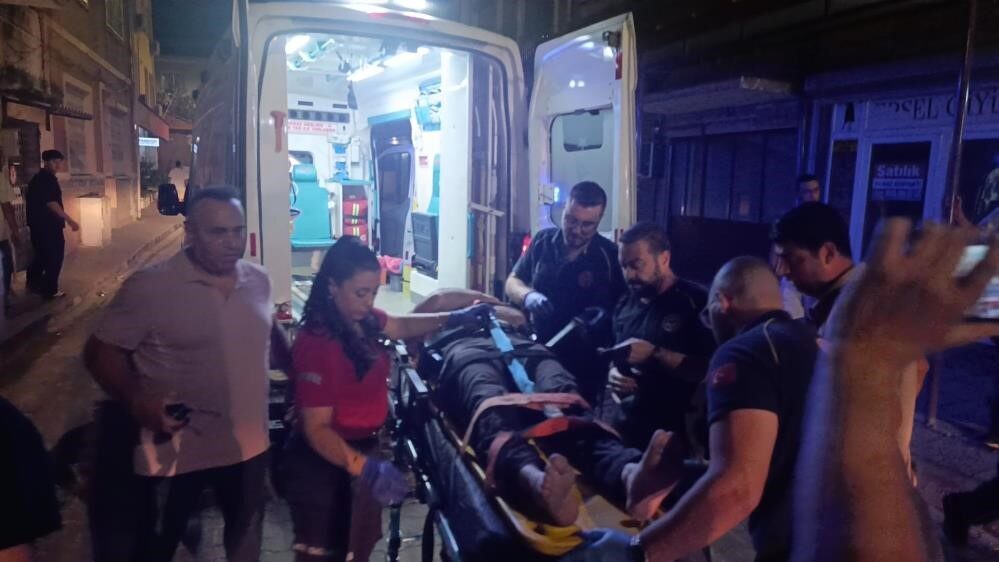 Söke ilçesinde aranmakta olan bir kişinin, gözaltına alınacağı sırada tek