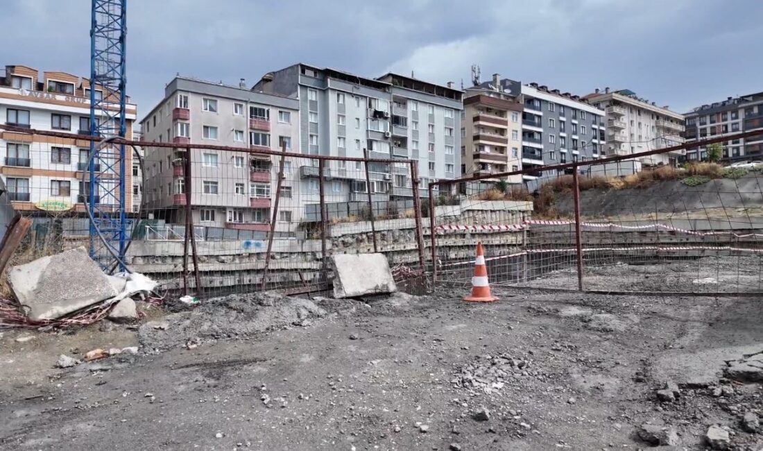 İstanbul’un Avcılar ilçesinde İstanbul Büyükşehir Belediyesi’ne ait bir katlı otopark