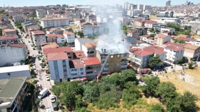 Avcılar Firuzköy’de bulunan dört katlı bir binanın çatısında meydana gelen