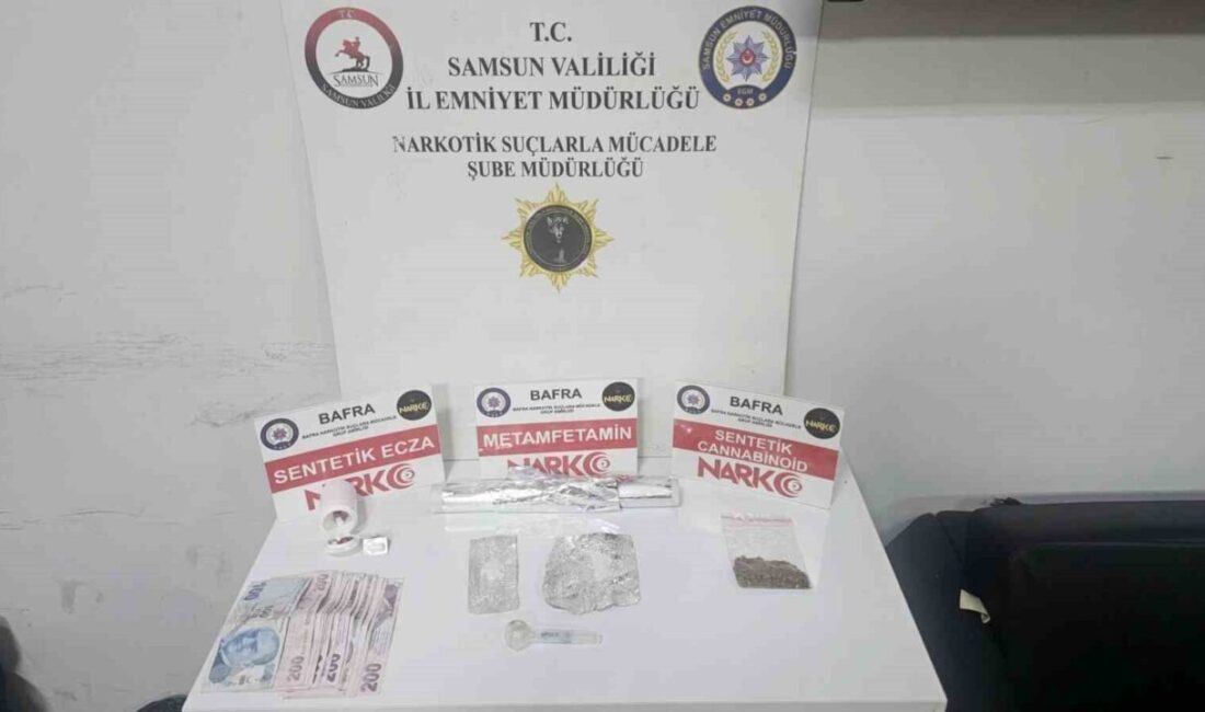 Bafra ilçesinde gerçekleştirilen operasyonda polis ekipleri tarafından 2 kişi uyuşturucu