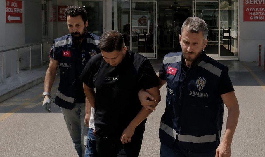 Samsun’un Bafra ilçesinde gerçekleştirilen bir operasyonda polis ekipleri uyuşturucu madde