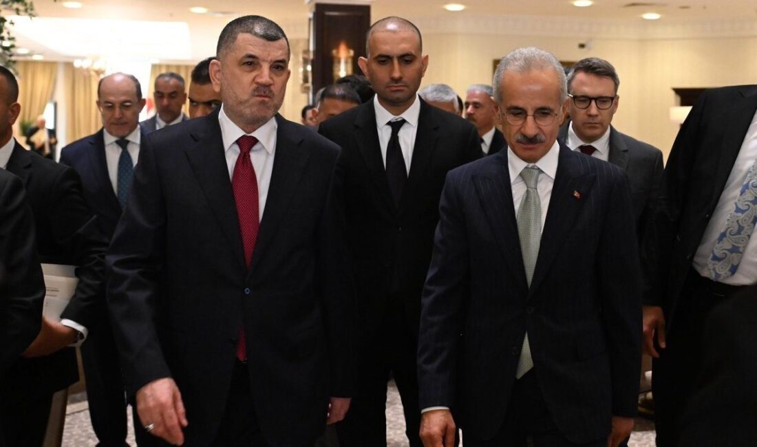 Ulaştırma ve Altyapı Bakanı Abdulkadir Uraloğlu, Irak’ın başkenti Bağdat’ta Irak