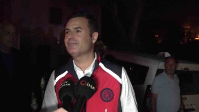 Balıkesir Büyükşehir Belediye Başkanı Ahmet Akın, dünkü orman yangınlarına ekiplerin