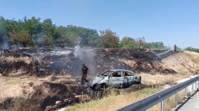 Malatya’da meydana gelen bir trafik kazasında, otomobilin bariyerlere çarpması sonucu
