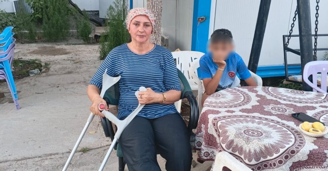 Anne ve oğlunun, Adıyaman’ın Gölbaşı ilçesinde köpek saldırısına maruz kalarak