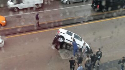Ankara, sabah saatlerinde şiddetli yağan yağmur nedeniyle zor bir gün
