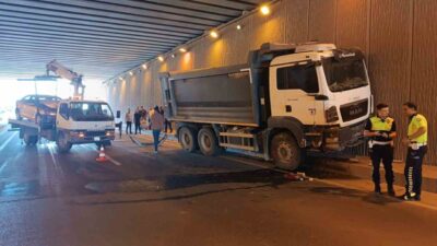 Batman’da Esentepe Köprülü Kavşak alt geçidinde meydana gelen trafik kazasında