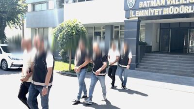 Batman ilinde gümrük mührü bulunan ve pamuk yüklü 2 tırda