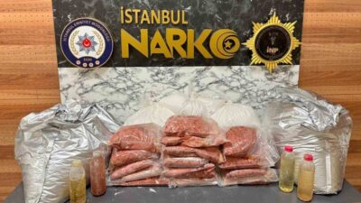 İstanbul Bayrampaşa’da gerçekleştirilen bir operasyonda, sentetik uyuşturucu üretiminde kullanılan 107