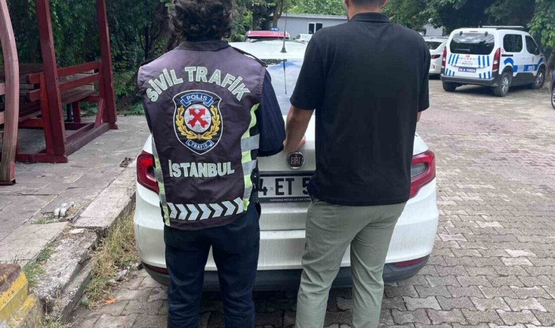 İstanbul Beylikdüzü’nde bir sürücüyle yaşadığı tartışma sonrasında aracından inerek saldıran