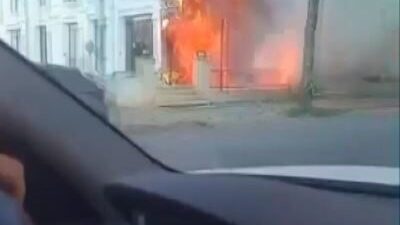İstanbul’un Beylikdüzü ilçesinde meydana gelen yangın sonucunda bir iş yeri