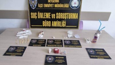 Konya’nın Beyşehir ilçesinde, polis ekipleri tarafından gerçekleştirilen bir operasyonda çok