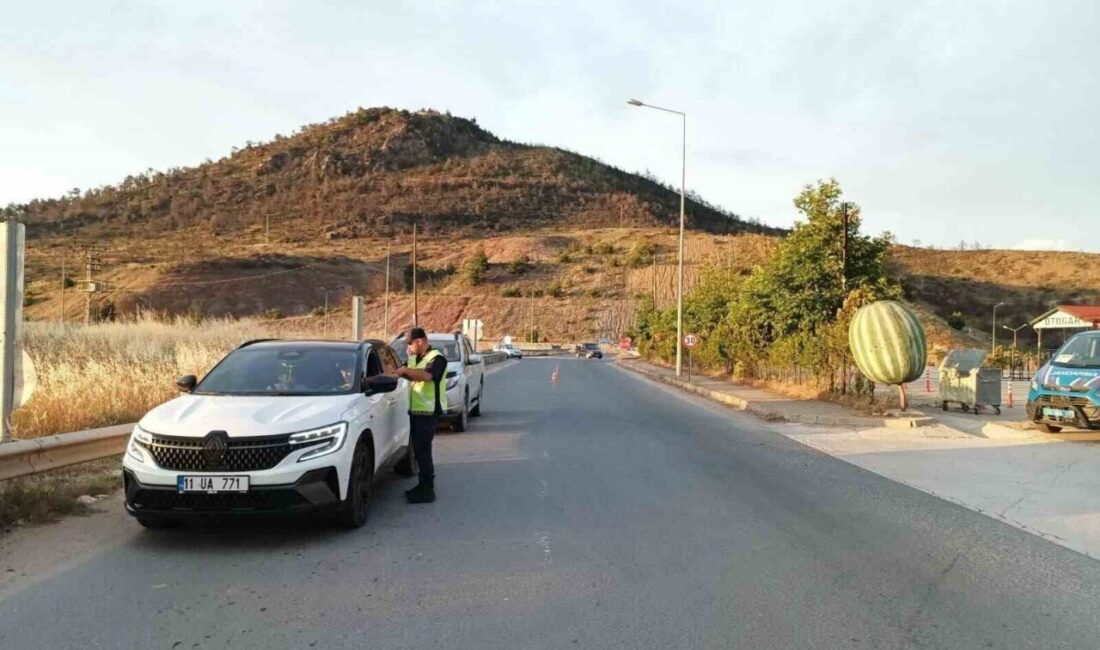 Bilecik’te Jandarma ekipleri tarafından yapılan denetimlerde, 24 araç sürücüsüne toplamda