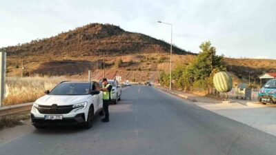 Bilecik’te Jandarma ekipleri tarafından yapılan denetimlerde, 24 araç sürücüsüne toplamda