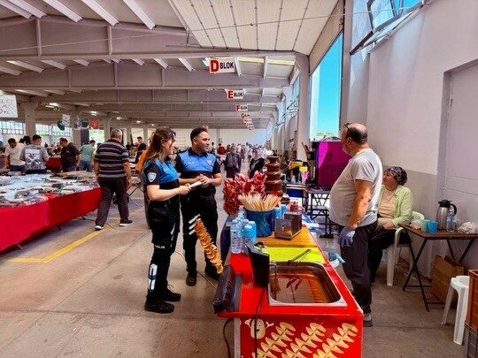 Bilecik halkı dolandırıcılık konusunda bilgilendirildi. Bilecik İl Emniyet Müdürlüğü Toplum