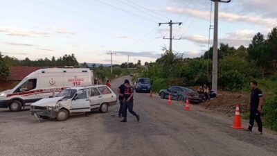 Bilecik’in Yenipazar ilçesinde meydana gelen trafik kazasında 10 kişi yaralandı.