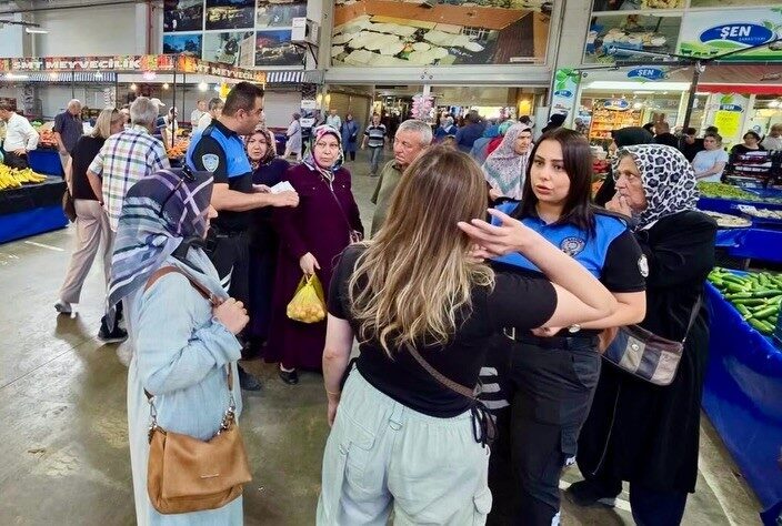 Bozüyük ilçesinde yaşayan vatandaşlar sahte para ve dolandırıcılık konusunda uyarıldı.