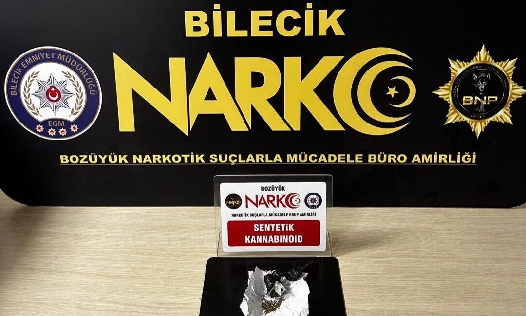 Bozüyük ilçesinde düzenlenen bir uyuşturucu operasyonunda bir kişi polis tarafından