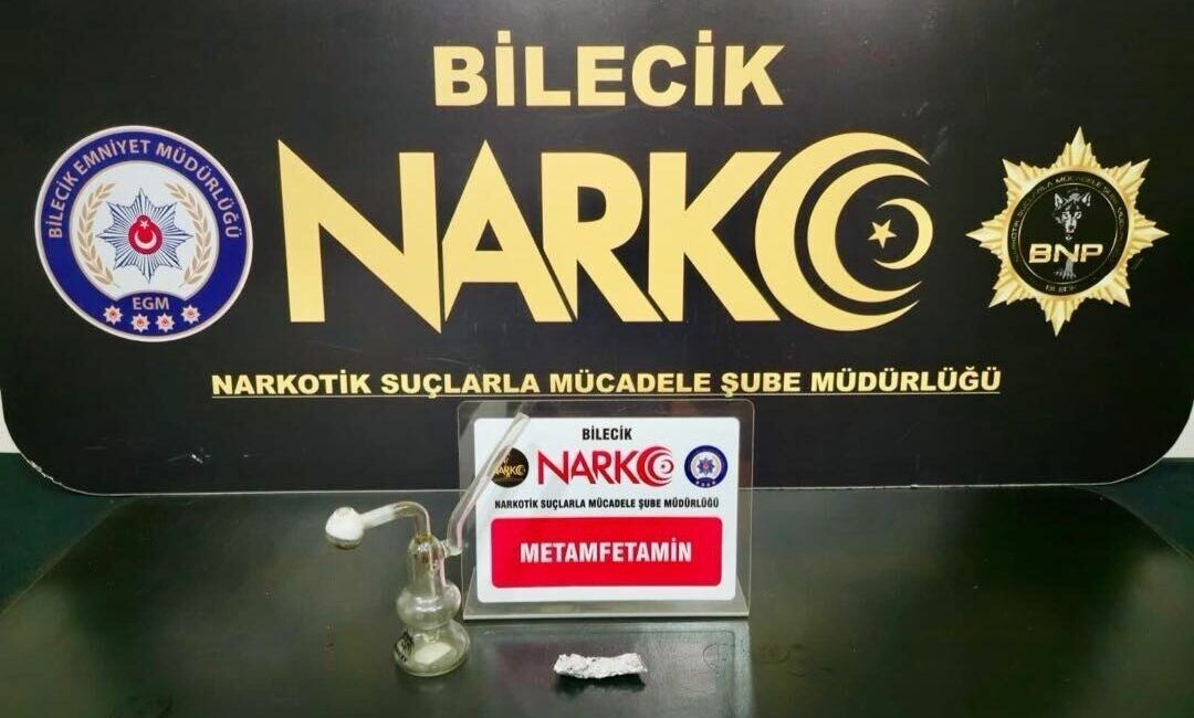 Bilecik’te gerçekleştirilen uyuşturucu operasyonunda 2 şüpheli gözaltına alındı. Bilecik İl