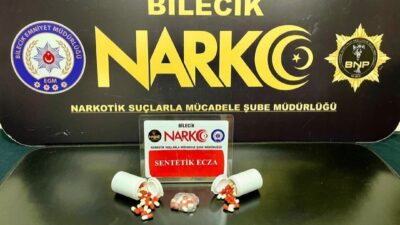 Bilecik’te gerçekleştirilen uyuşturucu operasyonunda 2 kişi polis tarafından gözaltına alındı.