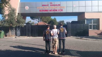Aydın’ın Efeler ilçesinde, bilişim yoluyla hırsızlık suçundan aranan bir hükümlü,