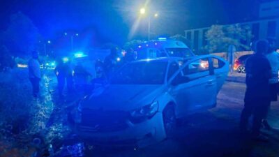 Bingöl’de meydana gelen trafik kazasında iki otomobil çarpıştı ve olayda