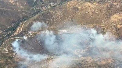 Bodrum ilçesinde çıkan yangınla ilgili söndürme çalışmaları hız kesmeden devam