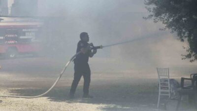 Bodrum ilçesindeki bir personel lojmanında çıkan yangın, itfaiye ekiplerinin müdahalesiyle