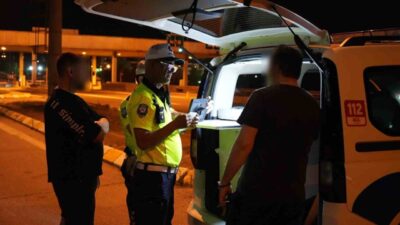 Bolu’da son bir haçta gerçekleştirilen trafik denetimlerinde polis ekipleri, kurallara