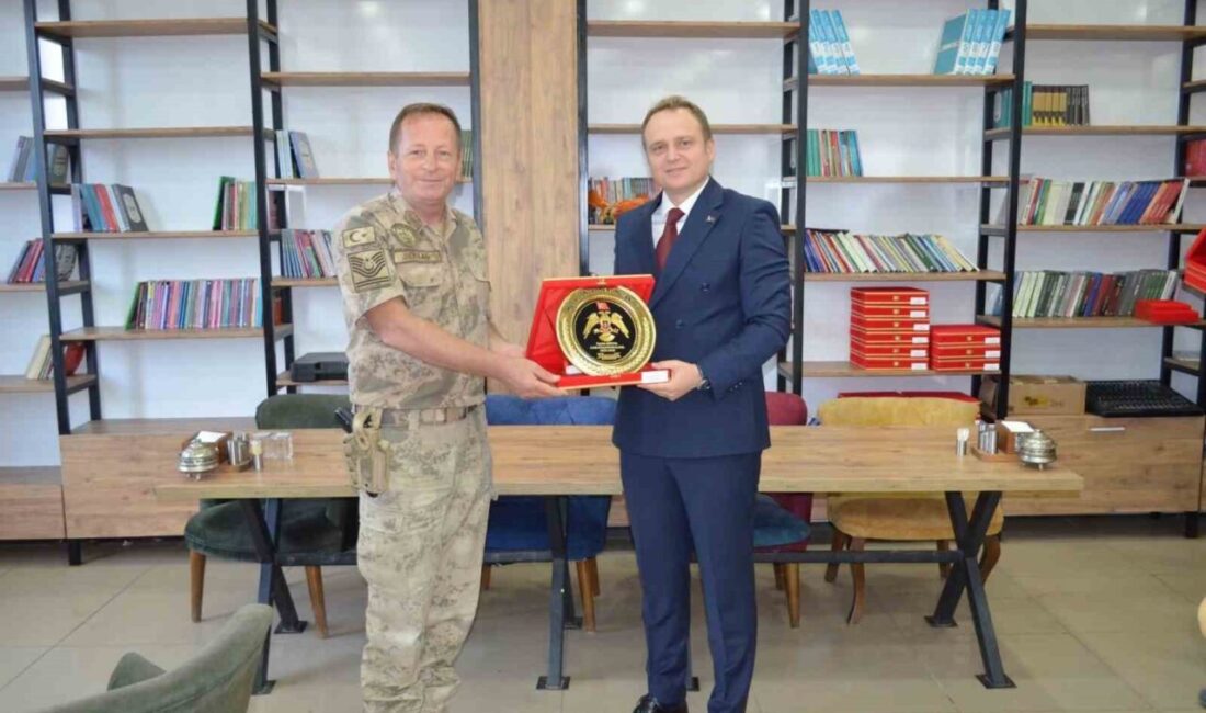 Muş’un Bulanık ilçesinde görev sürelerini tamamlayarak farklı illere atanan güvenlik