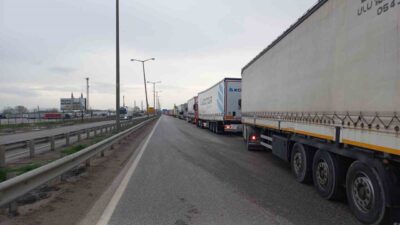 Bulgaristan’da artan sıcak hava dalgası, ağır tonajlı araçlar için geçici