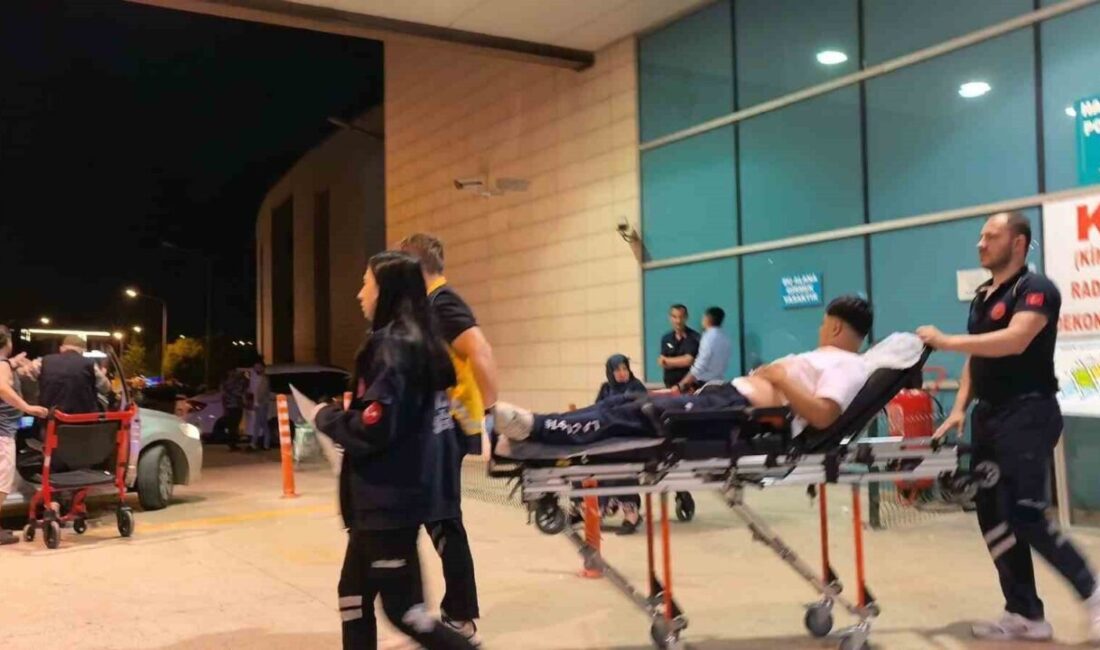 Bursa’nın İnegöl ilçesinde meydana gelen bıçaklı kavgada, iddiaya göre arkadaş
