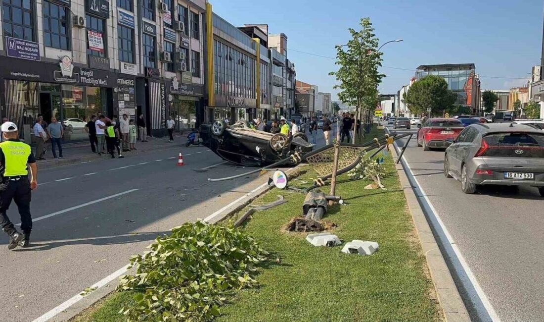 Bursa’nın İnegöl ilçesinde meydana gelen trafik kazasında, bir otomobilin kontrolünden