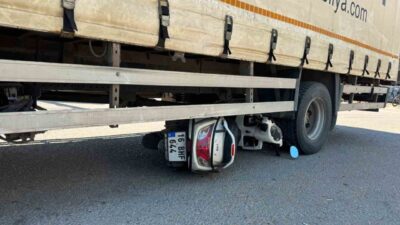 İnegöl ilçesinde meydana gelen bir trafik kazasında motosiklet ile kamyonet