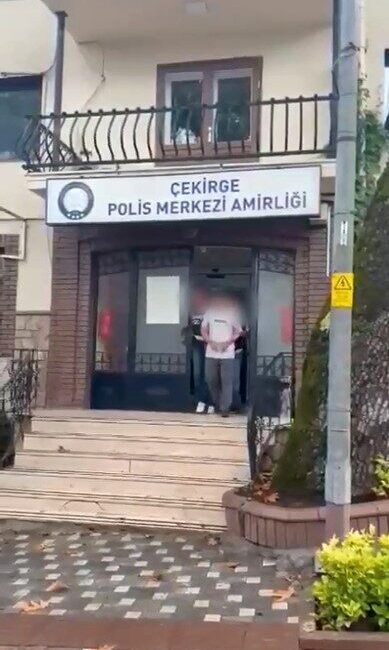 Bursa’da polis ekipleri, aranan şahısların yakalanması amacıyla gerçekleştirdiği operasyonlar sonucunda,