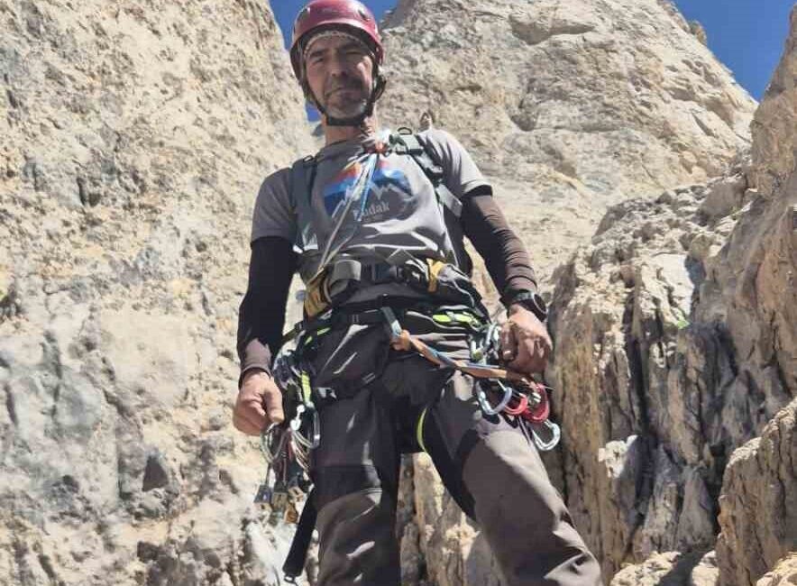 Bursalı dağcı, Hakkari’deki Cilo Dağı zirvesine tırmanırken irtibatı kesildi ve
