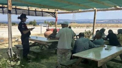 Çanakkale’de, Göçmen Kaçakçılığı ve İnsan Ticaretiyle Mücadele Şube Müdürlüğü ekiplerince