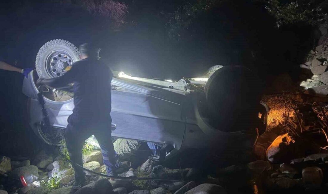 Çanakkale’nin Ayvacık ilçesinde, bir aracın dereye uçması sonucu sürücü hayatını