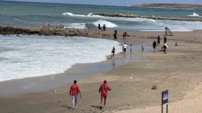 Arnavutköy’de, şiddetli rüzgar ve yüksek dalga boyu sebebiyle Kaymakamlık tarafından