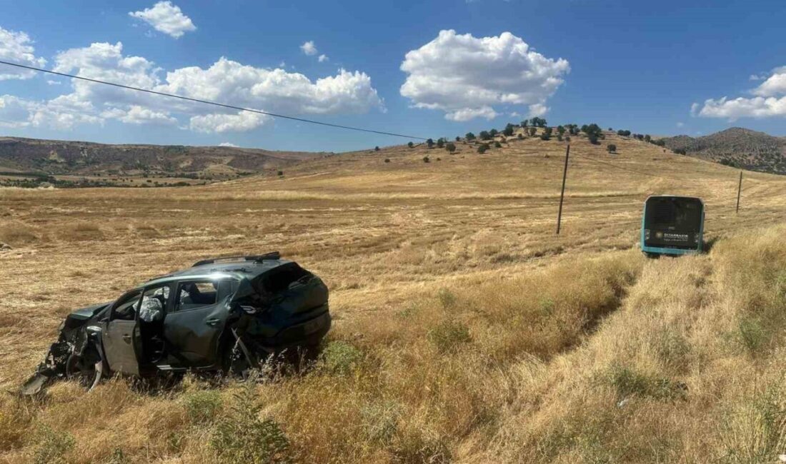 Çermik ilçesinde yaşanan trafik kazasında, bir yolcu otobüsü ile bir