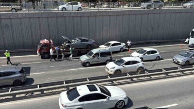 Eskişehir’de Çevre Yolu üzerinde meydana gelen zincirleme trafik kazasında 3