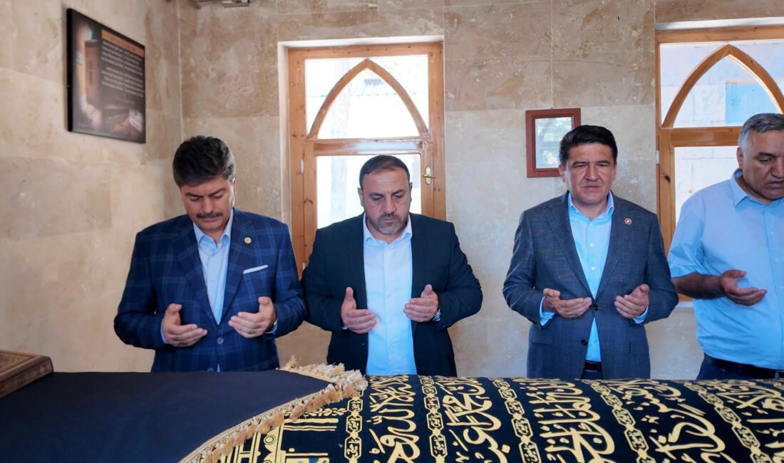 Kırşehir’in Çiçekdağı ilçesinde manevi değerlerin yaşatılması amacıyla düzenlenen Geleneksel Mahsenli