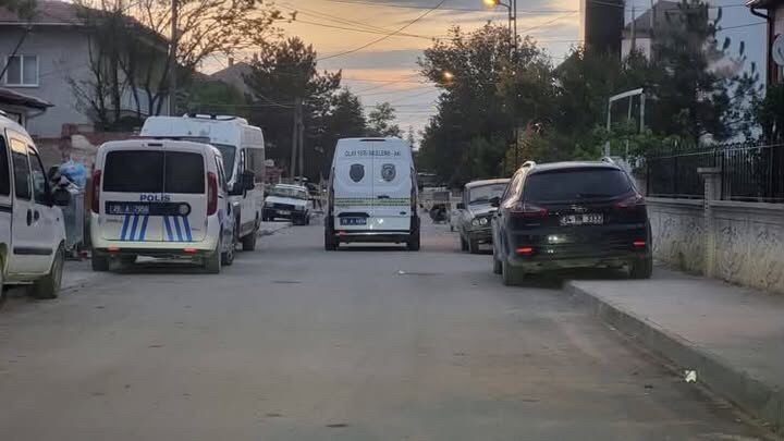 Çifteler ilçesinde yaşanan olayda, iki komşu arasındaki bir tartışma, hurdacı