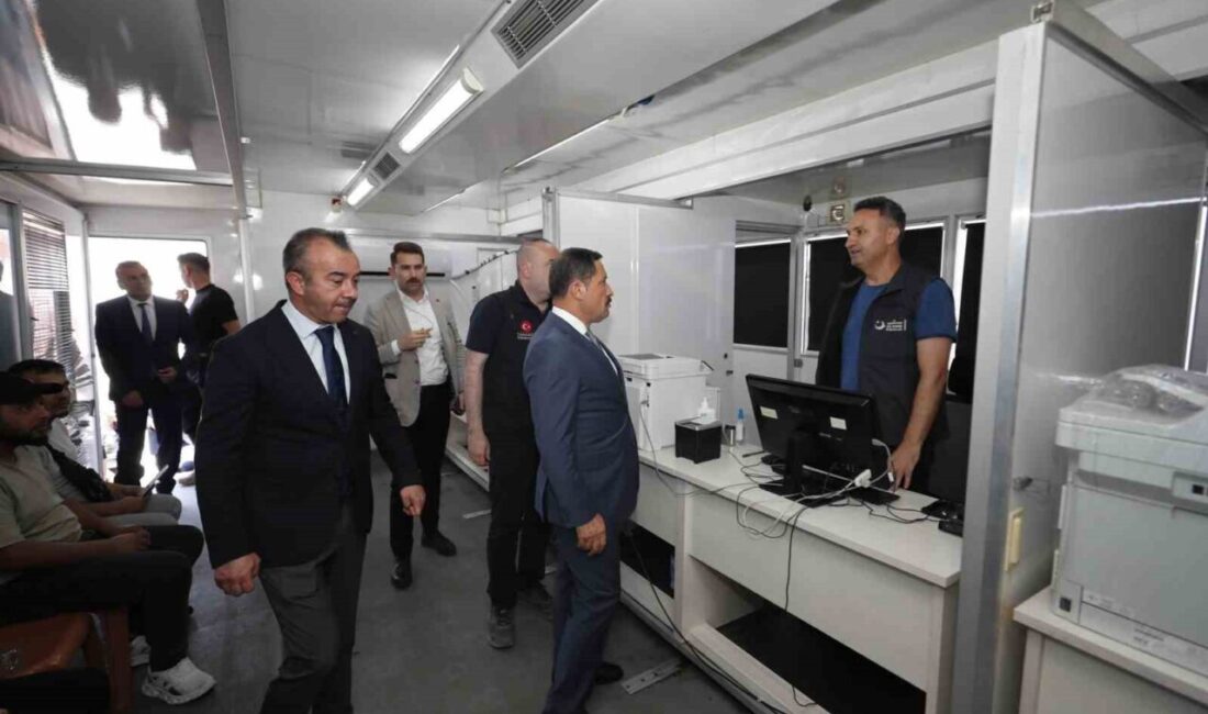 Hatay Valisi Mustafa Masatlı, Reyhanlı ilçesindeki Cilvegözü Kara Hudut Kapısı’nda