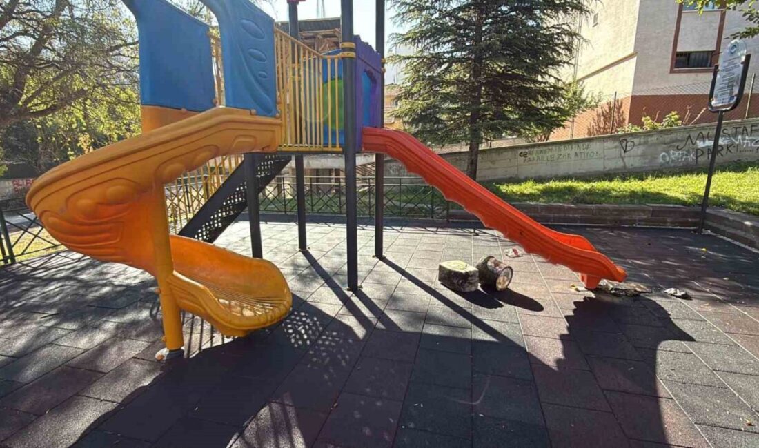 Eskişehir’de, Emek Mahallesi Yanartaş Sokak’ta bulunan bir çocuk parkına kimliği