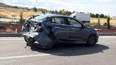Çorum’da meydana gelen bir trafik kazasında, bir tır ile bir