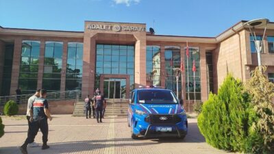 Osmancık ilçesinde jandarma ekipleri tarafından düzenlenen bir uyuşturucu operasyonunda, 3